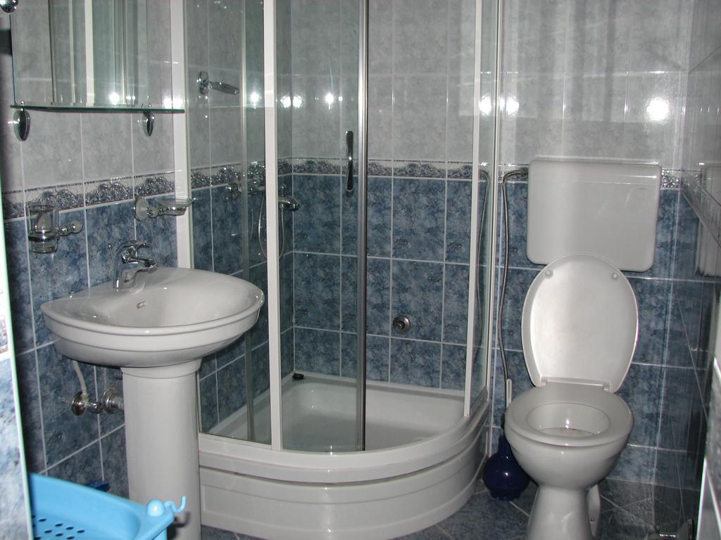 Guest House Ivo Jovanovic Sveti Stefan Phòng bức ảnh